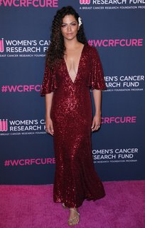 Camila Alves feet photo thumbnail