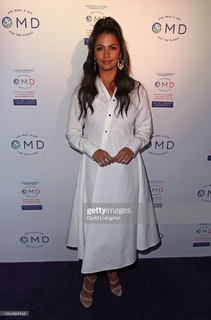 Camila Alves feet photo thumbnail