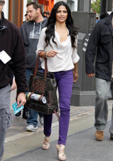 Camila Alves feet photo thumbnail