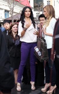 Camila Alves feet photo thumbnail