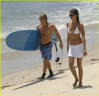 Camila Alves feet photo thumbnail