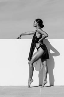 Camila Banus feet photo 6