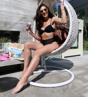 Camila Banus feet photo 1