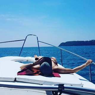 Camila Brait feet photo 14