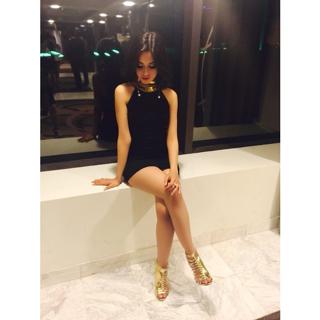 Camila Cabello feet photo thumbnail