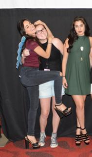 Camila Cabello feet photo thumbnail
