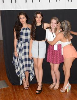 Camila Cabello feet photo thumbnail