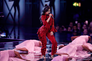 Camila Cabello feet photo thumbnail