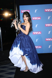 Camila Cabello feet photo thumbnail