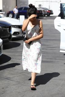 Camila Cabello feet photo thumbnail