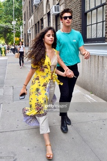 Camila Cabello feet photo thumbnail