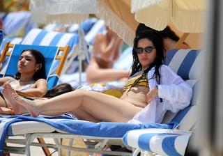 Camila Cabello feet photo thumbnail