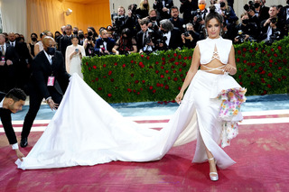 Camila Cabello feet photo thumbnail