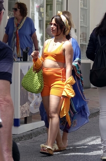 Camila Cabello feet photo thumbnail