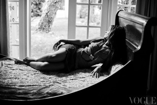 Camila Cabello feet photo thumbnail