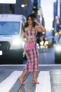 Camila Cabello feet photo thumbnail