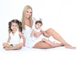 Camila Canabal feet photo 3