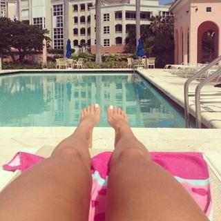 Camila Canabal feet photo 2