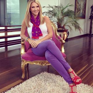 Camila Canabal feet photo 1
