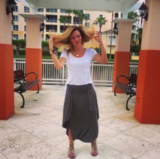 Camila Canabal feet photo 8