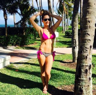 Camila Canabal feet photo 1