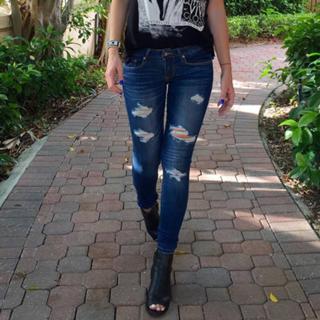 Camila Canabal feet photo 19