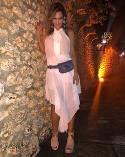 Camila Canabal feet photo 1