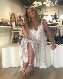 Camila Canabal feet photo 3