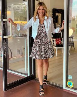 Camila Canabal feet photo 7