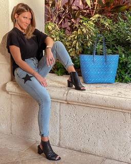 Camila Canabal feet photo 2