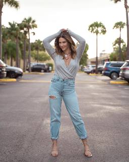 Camila Canabal feet photo 4
