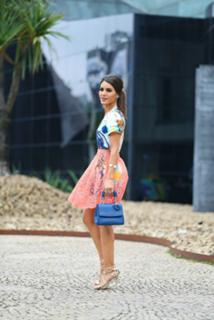 Camila Coelho feet photo thumbnail