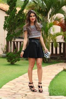 Camila Coelho feet photo thumbnail