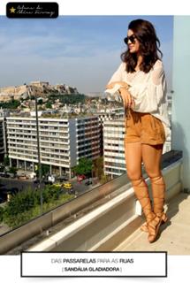 Camila Coelho feet photo thumbnail