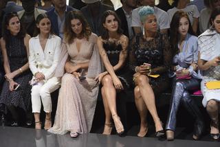 Camila Coelho feet photo thumbnail