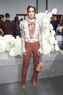 Camila Coelho feet photo thumbnail