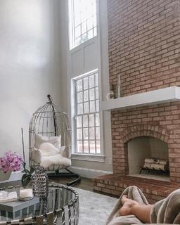 Camila Coelho feet photo thumbnail