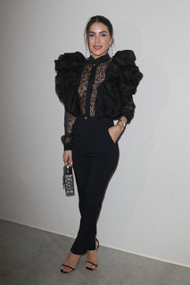 Camila Coelho feet photo thumbnail