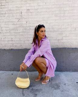 Camila Coelho feet photo thumbnail