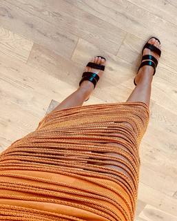 Camila Coelho feet photo thumbnail