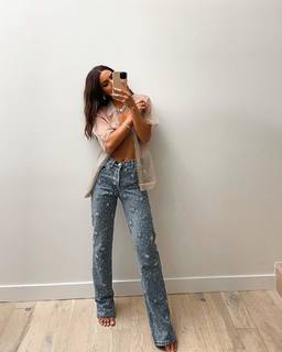 Camila Coelho feet photo thumbnail