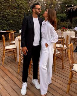 Camila Coelho feet photo thumbnail