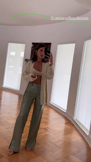 Camila Coelho feet photo thumbnail