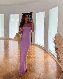 Camila Coelho feet photo thumbnail