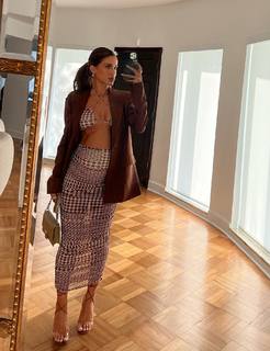 Camila Coelho feet photo thumbnail