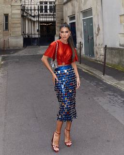 Camila Coelho feet photo thumbnail