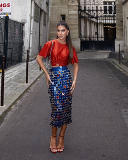 Camila Coelho feet photo thumbnail