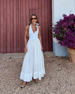 Camila Coelho feet photo thumbnail