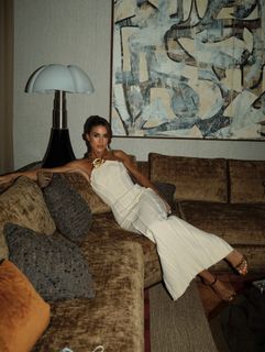 Camila Coelho feet photo thumbnail