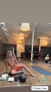 Camila Giorgi feet photo 7